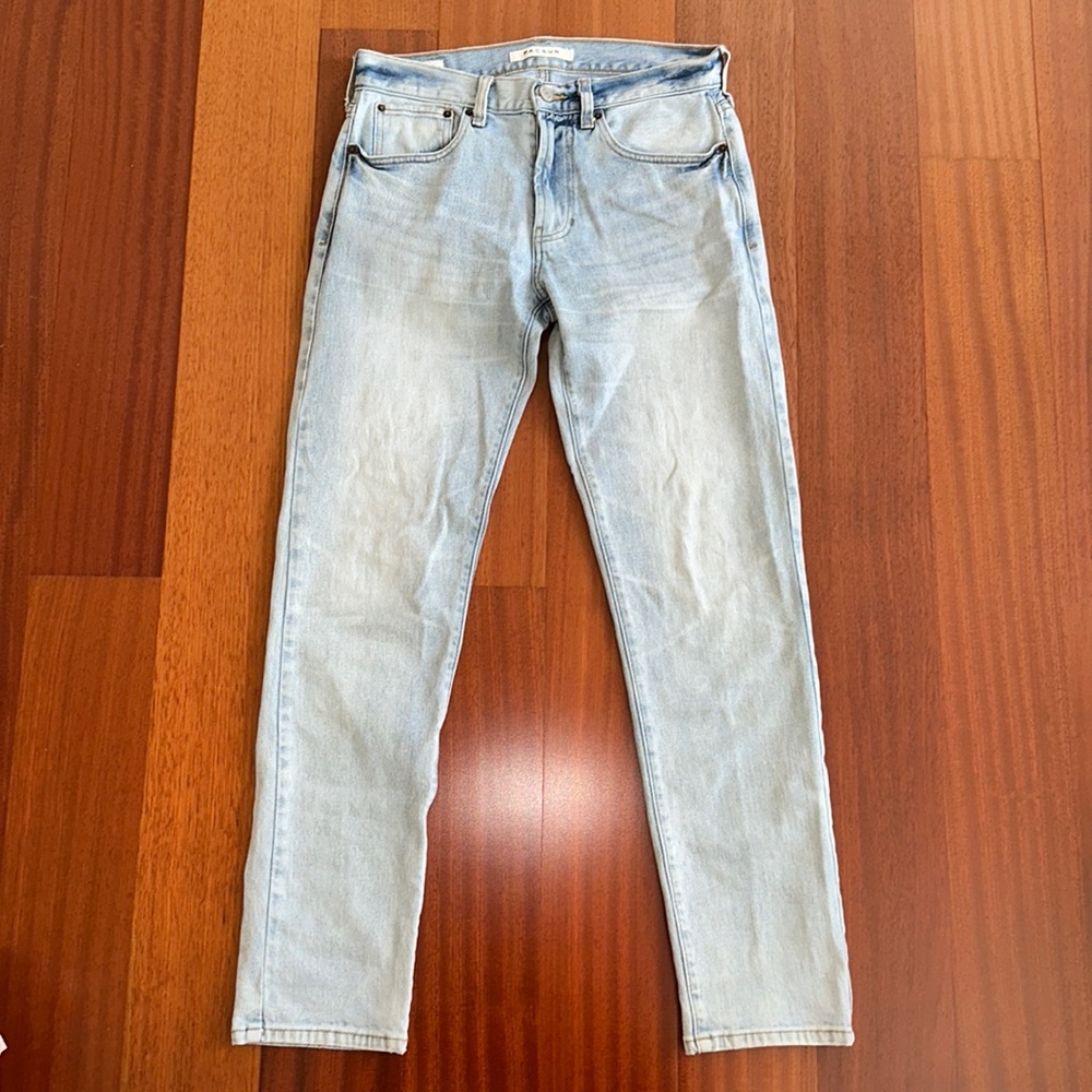 Pacsun Straight Lightwash Jeans